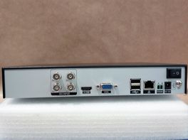 DVR HD-SDI de 4 canales FULL HD (1920x1080) 25 fps por canal DVR HD-SDI de 4 canales FULL HD (1920x1080) 25 fps por canal