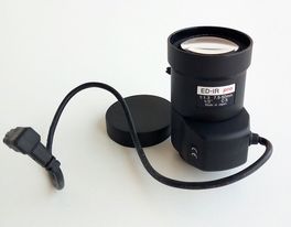 Lente varifocal de 7.5 a 50 mm. Iris automático